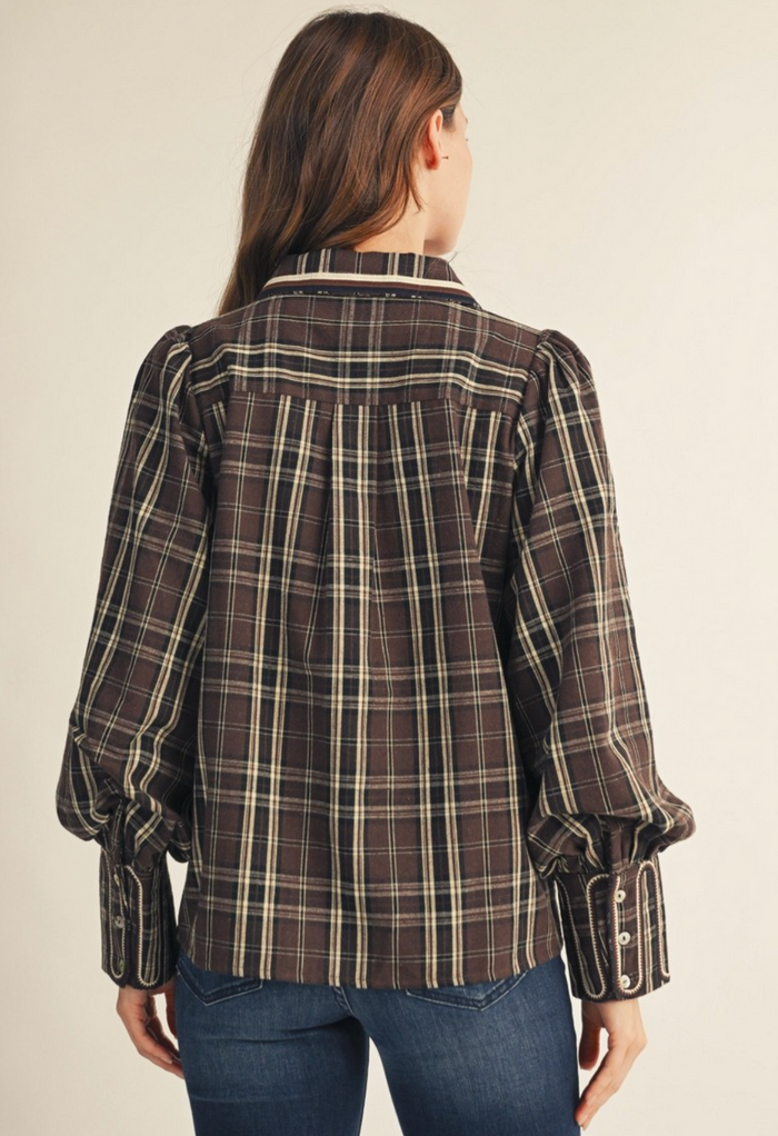 EMBROIDERY ACCENT BUTTON DOWN PLAID TOP