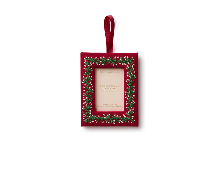 GARLAND EMBROIDERED FRAME ORNAMENT