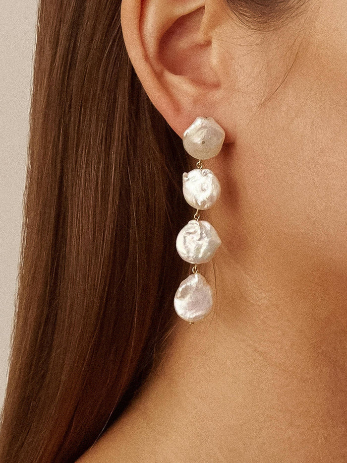 HÉLOÏSE PEARL DROP EARRING