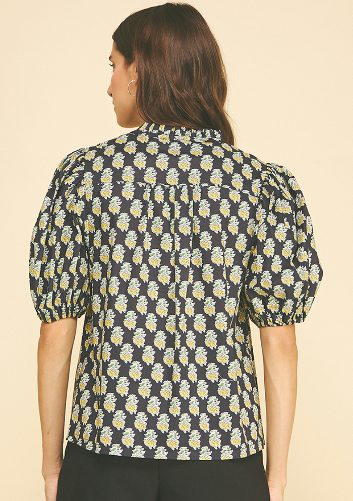 PAISLEY PRINT V-NECK TOP - YELLOW FLORAL