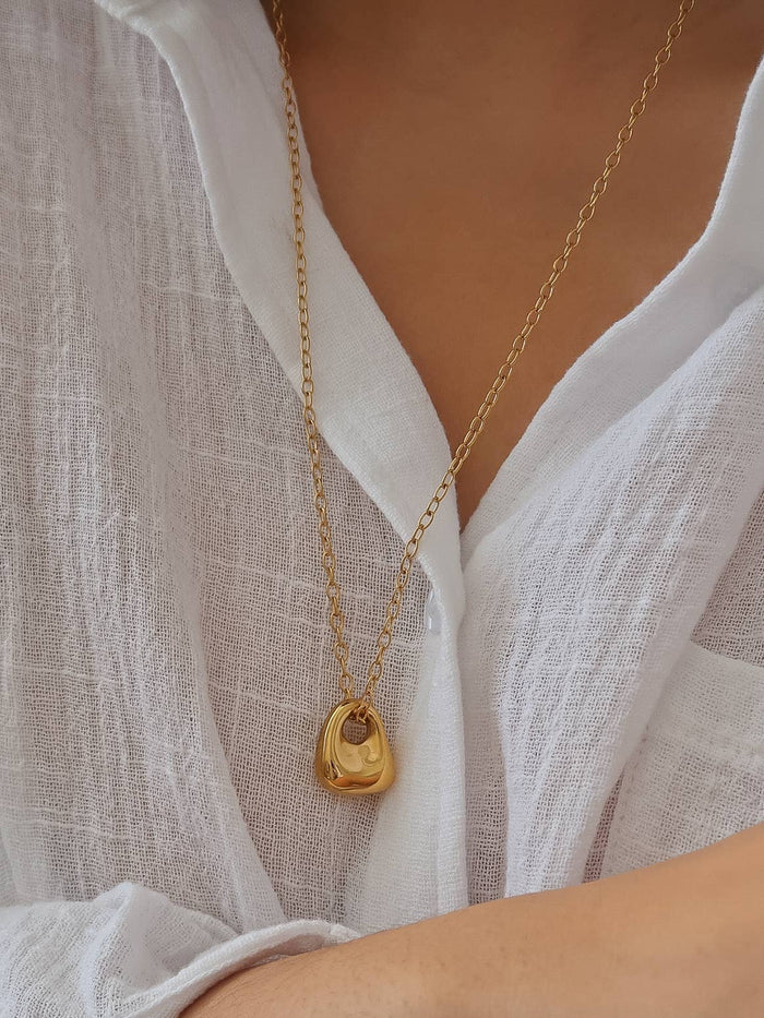 Rosélia 18K Gold Non-Tarnish Charm Necklace: Yellow Gold