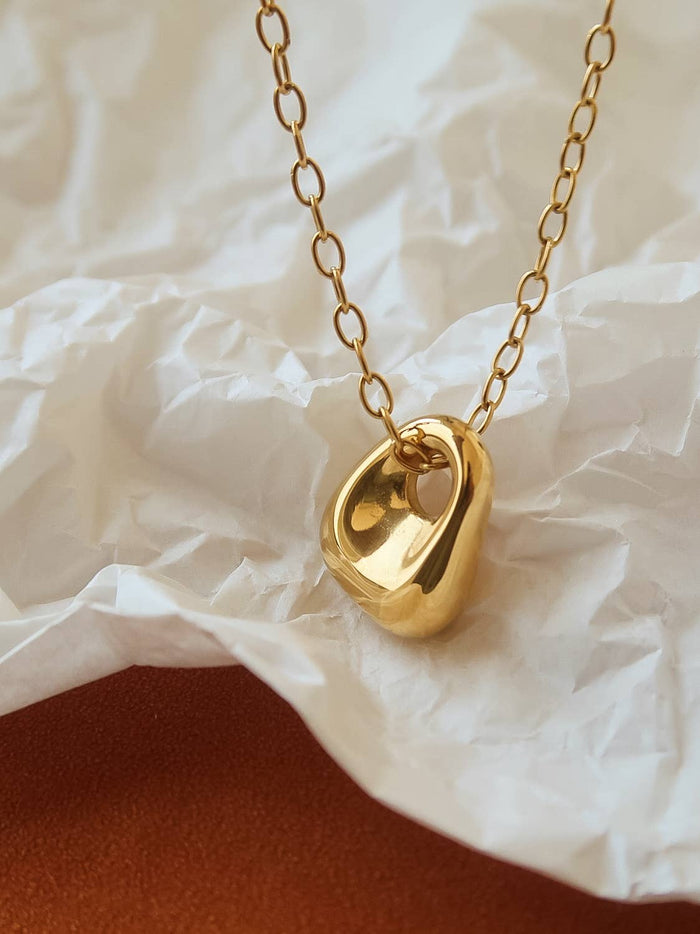 Rosélia 18K Gold Non-Tarnish Charm Necklace: Yellow Gold