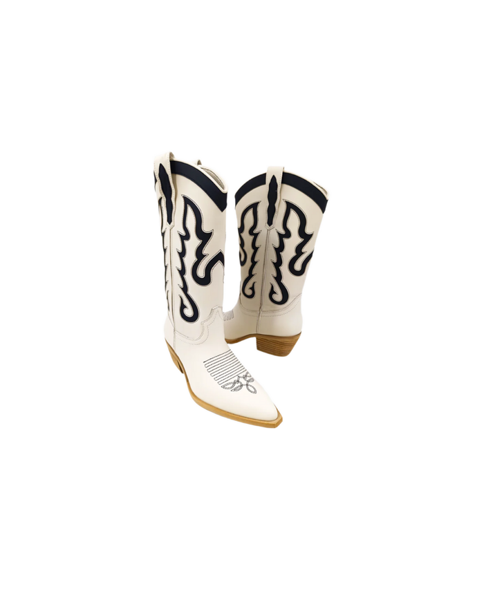 Yaya Boots, Bone